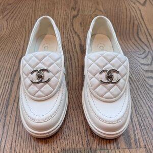 Chanel Interlocking CC Logo Leather Loafers Size 7